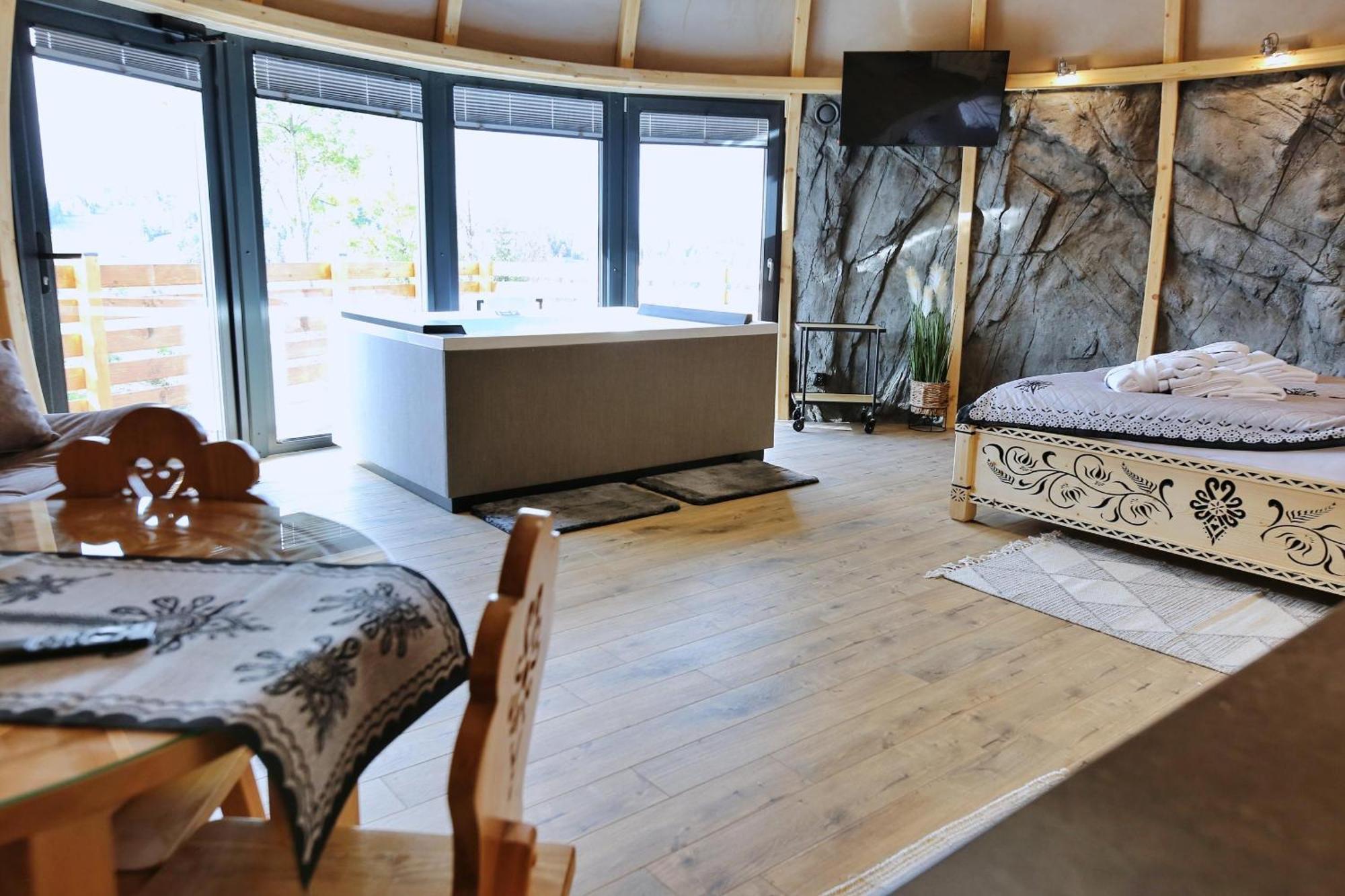 Hotel Tatry Mountain Glamp Z Jacuzzi Zakopane Exterior foto